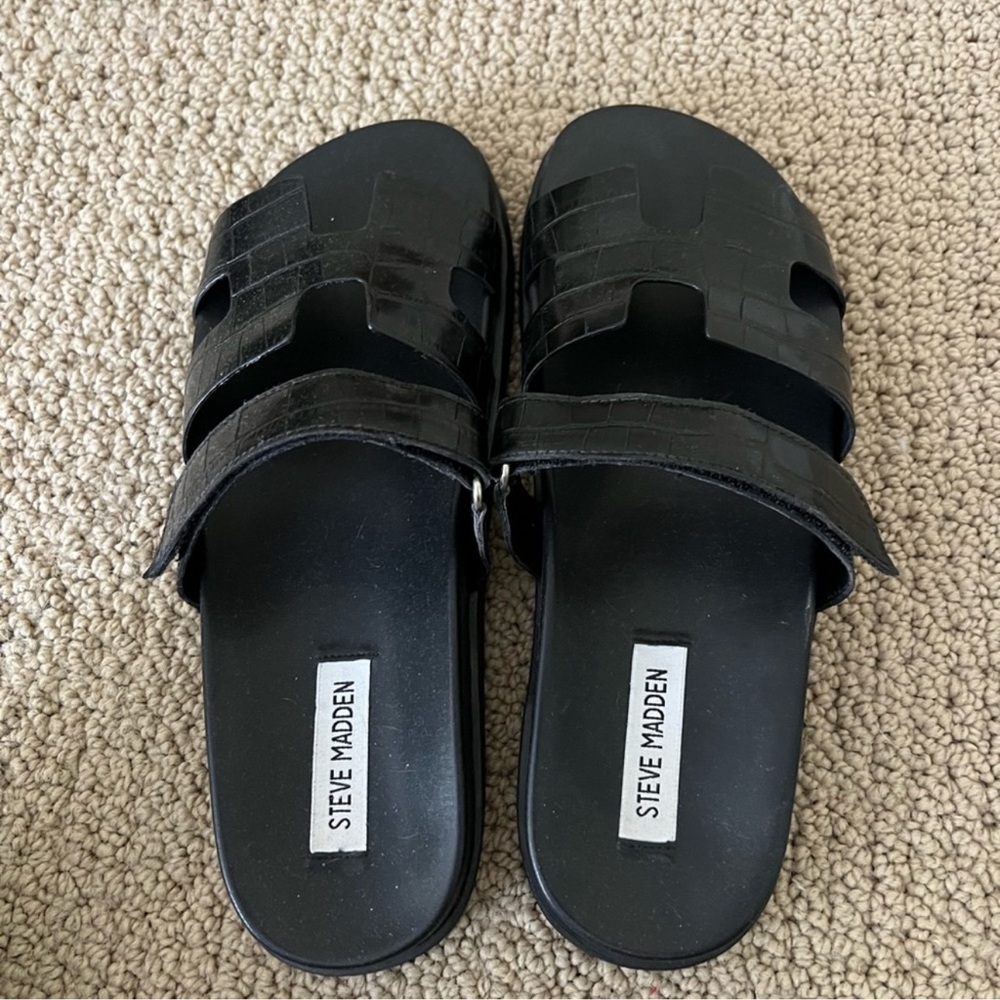 Steve Madden Black Textured Slide Sandals